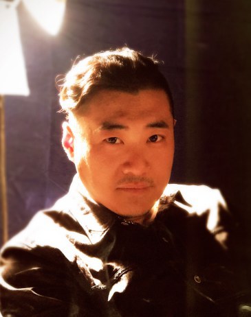 李伟