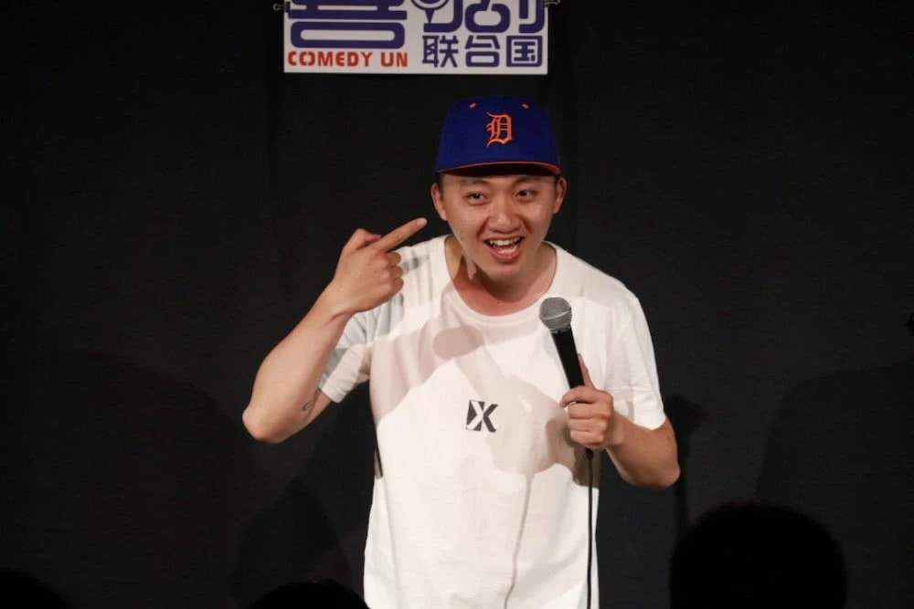徐风暴