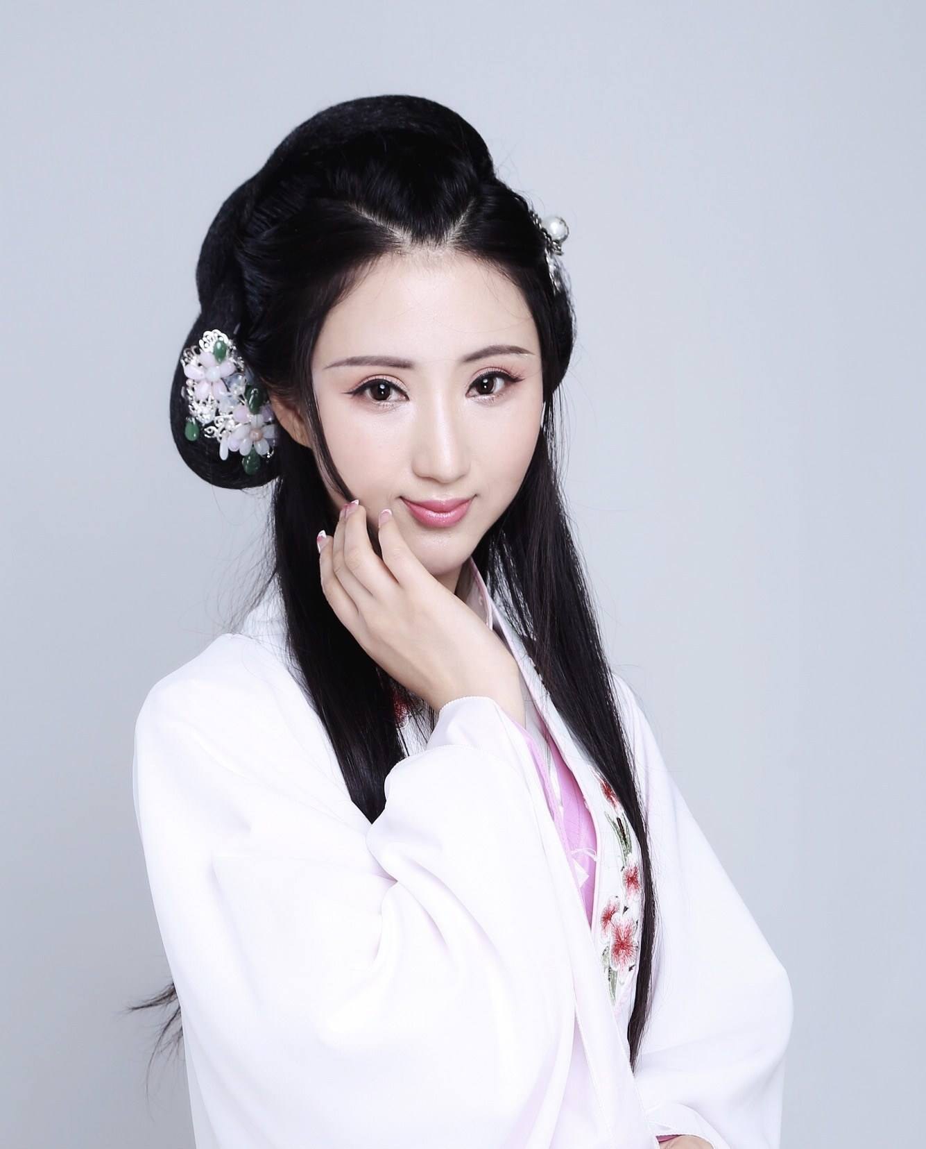 王妍兮