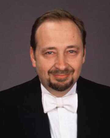 Robert L. Manahan