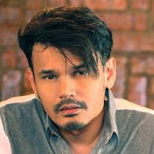 Yusry Kru