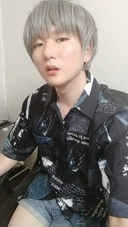 王波