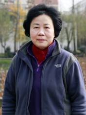 李玲