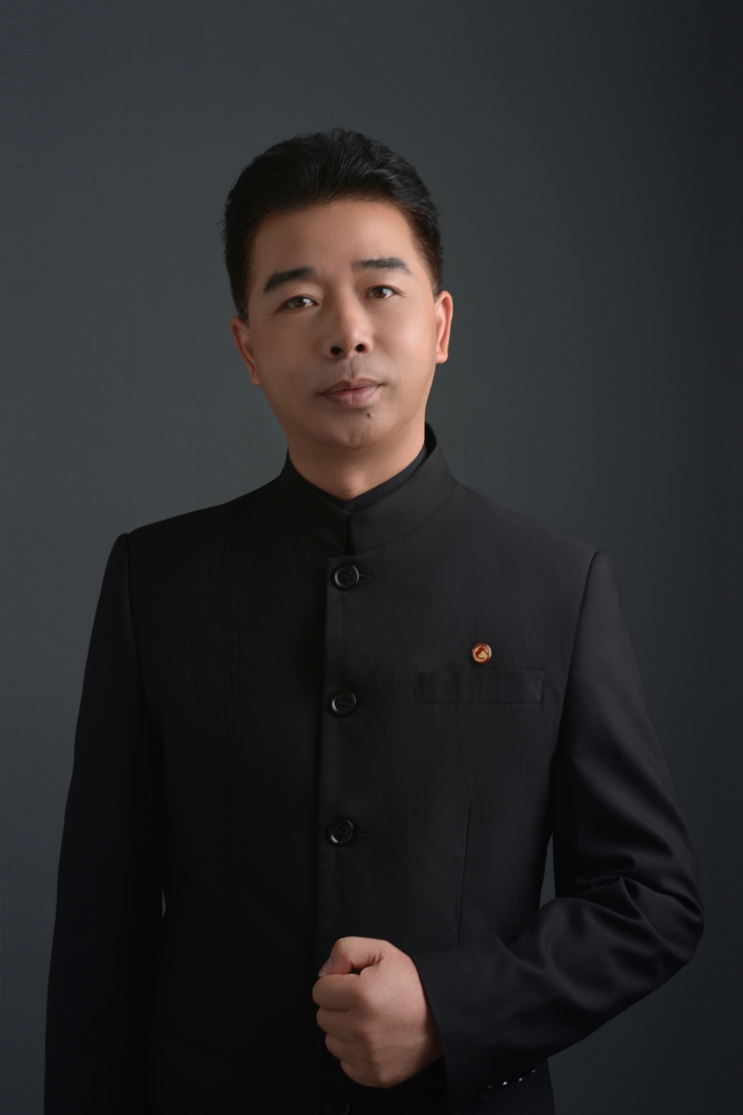 杨洛