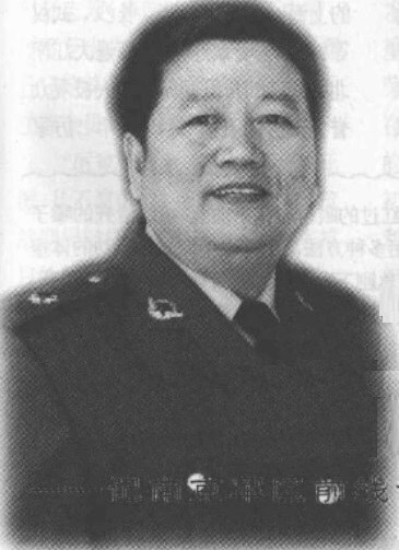 潘西平