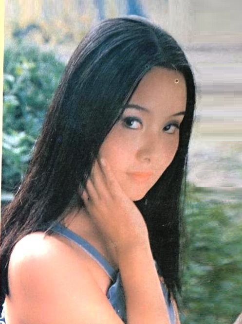 张玲