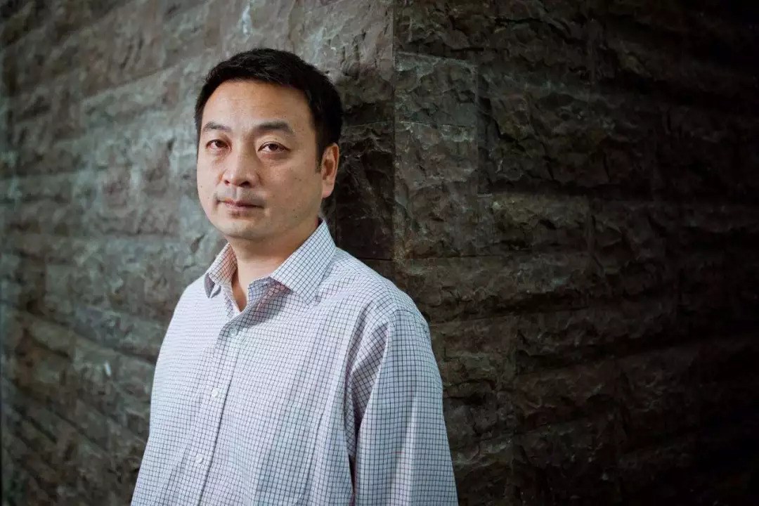 梁建章