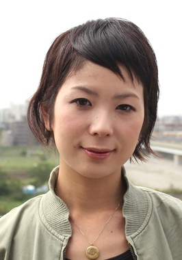 新井美穗