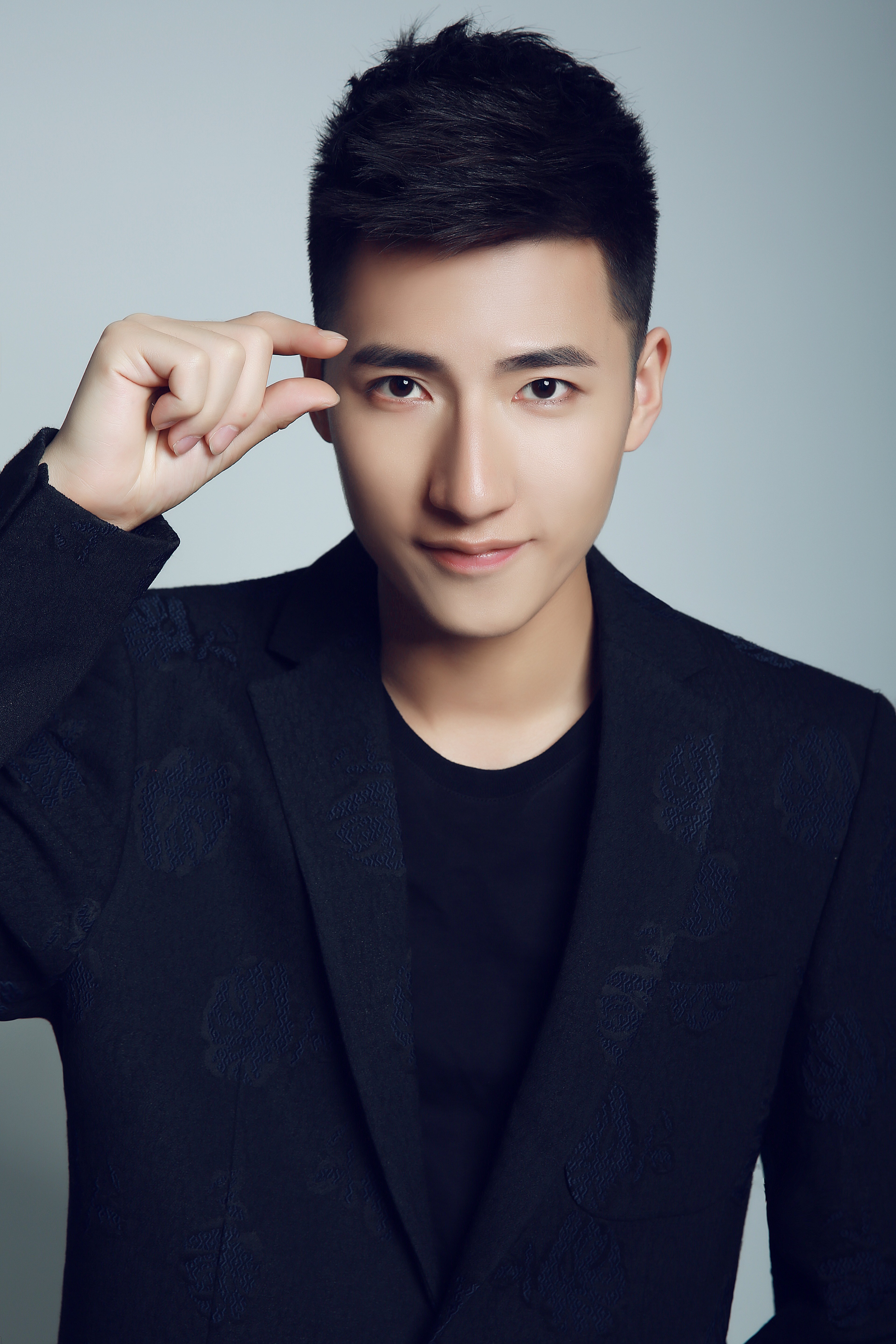 李汶霖
