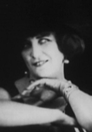 Leona Anderson