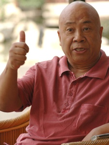 吴天明