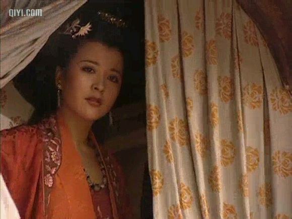 崔红红