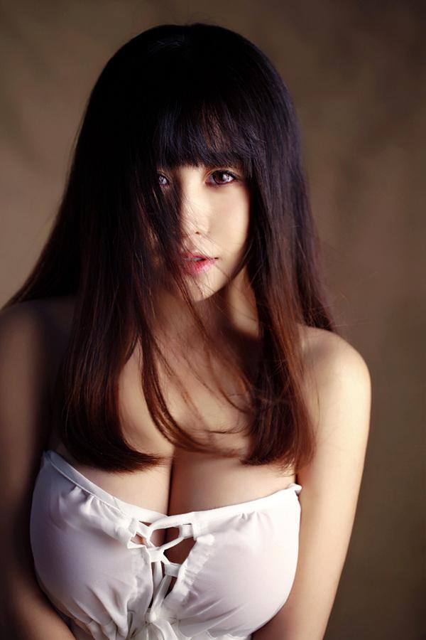 吕萌希子