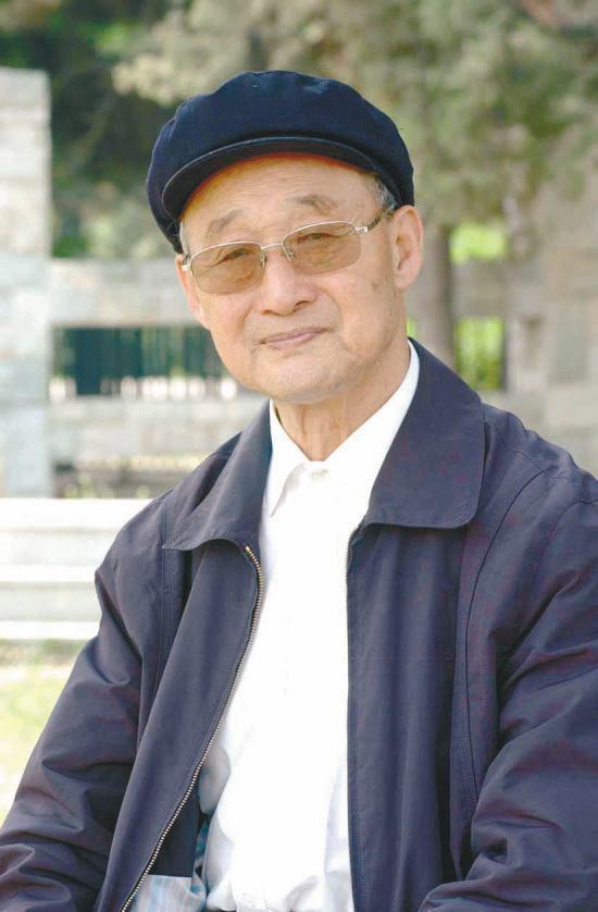 王卓
