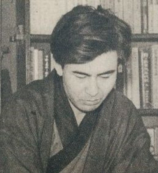 八木隆一郎