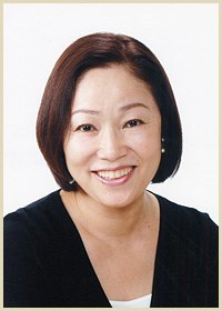 増子倭文江