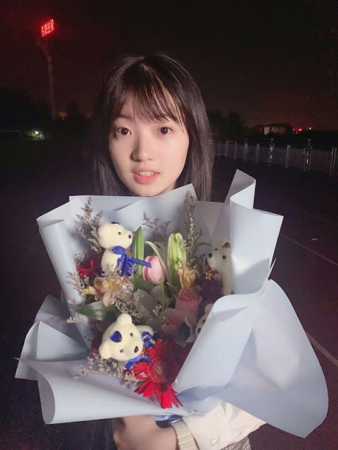 贾笑涵