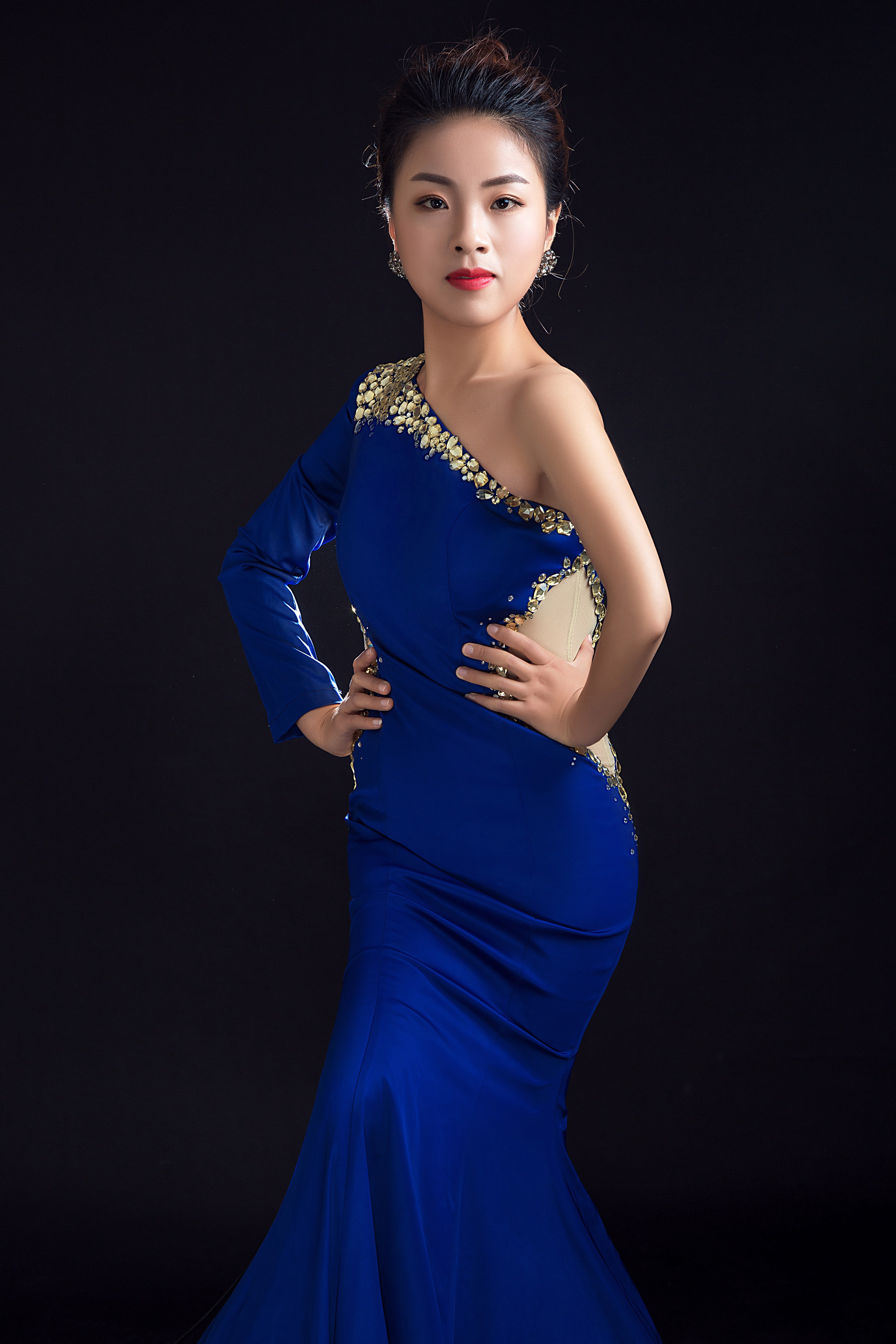 李焕娜