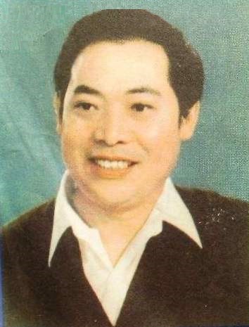 张振富