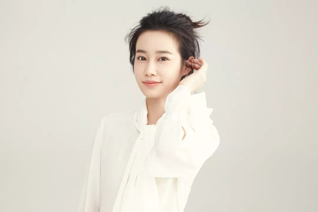 张曼