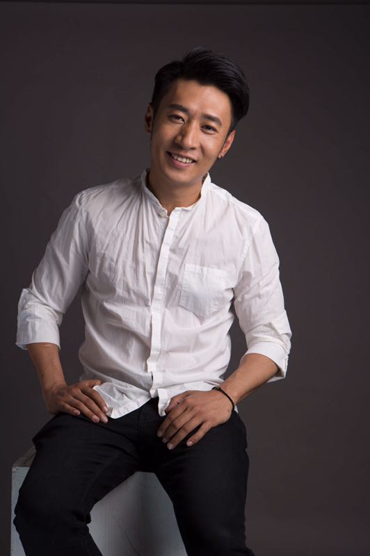 张也