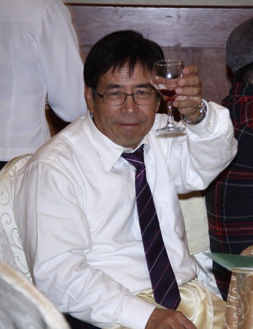周耀中