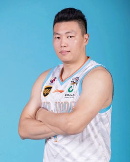 李根