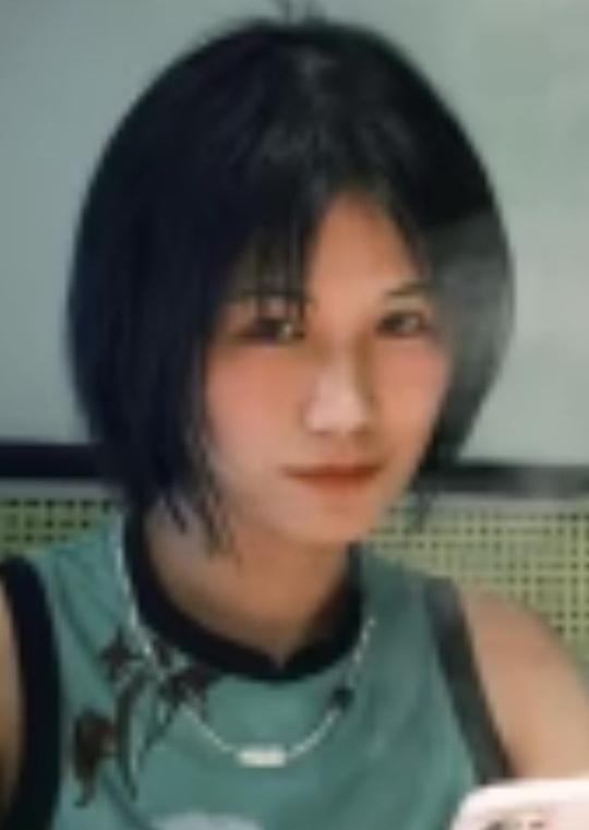 屈璐