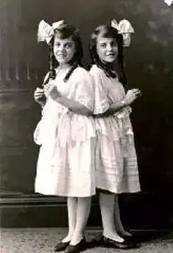 Daisy Hilton