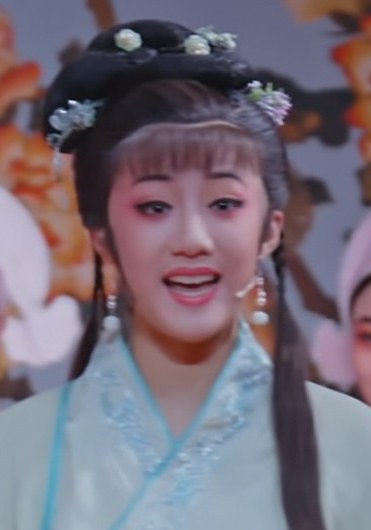 王依婷
