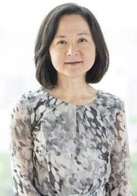 小川洋子