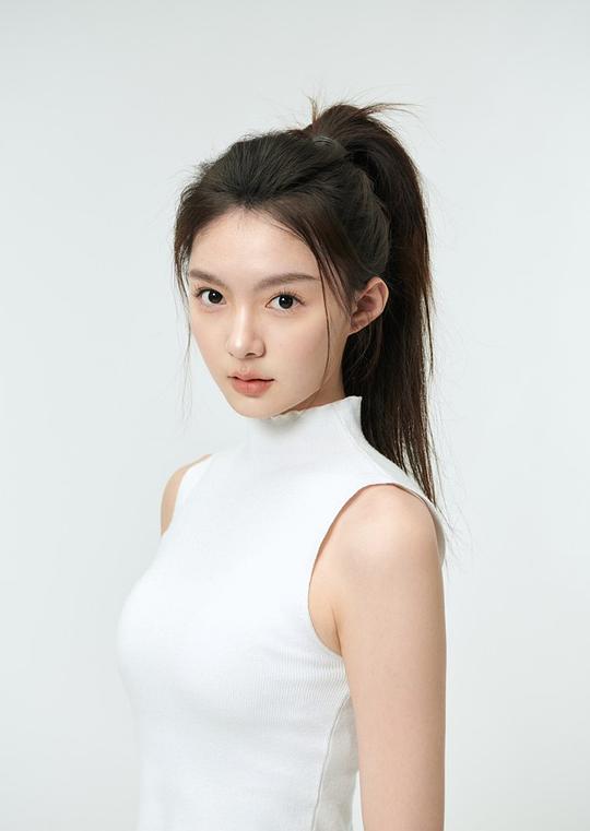 黄昕越