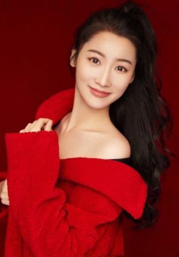 李佳怡