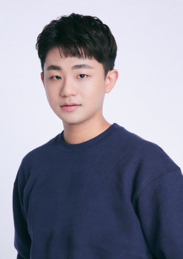 李敏九