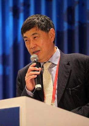 王波明
