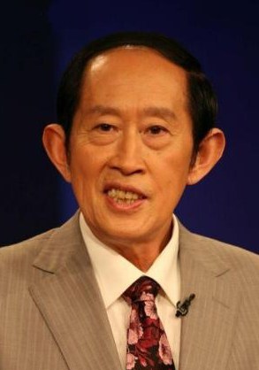 王立群