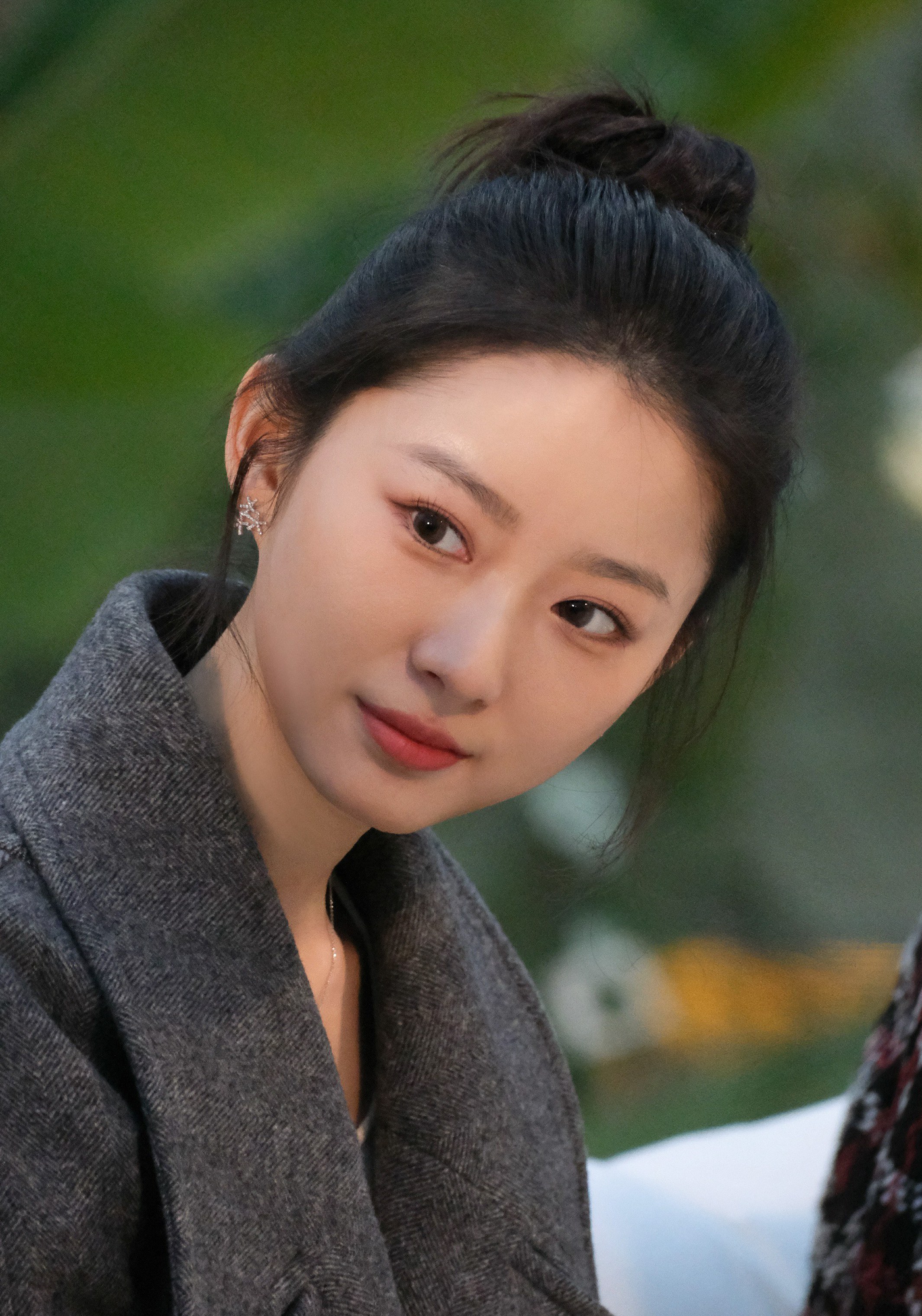 陆莹