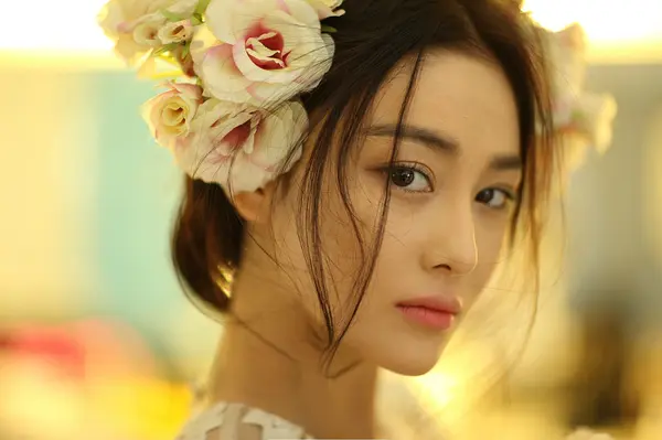 张馨予