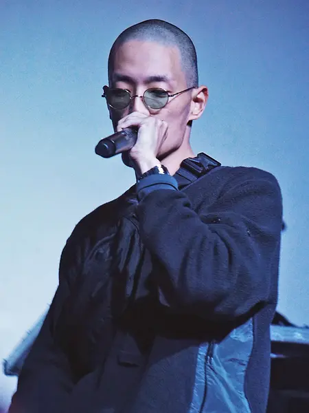 朴晟镇