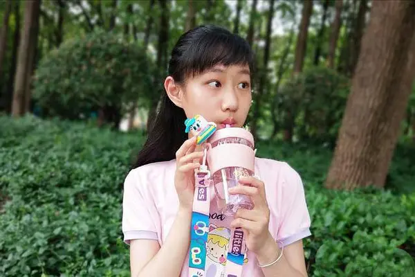 邵一卜