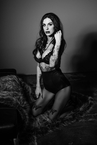 Rheanon Nicole