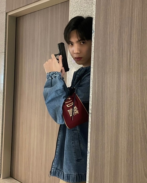 赖柏宇