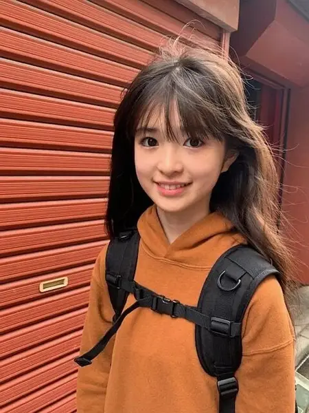 小川彩