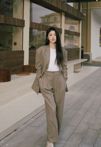 李康