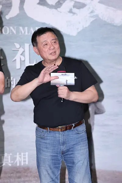 方励