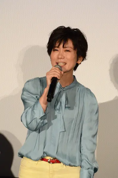 小林由美子