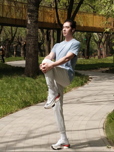 李佳琛