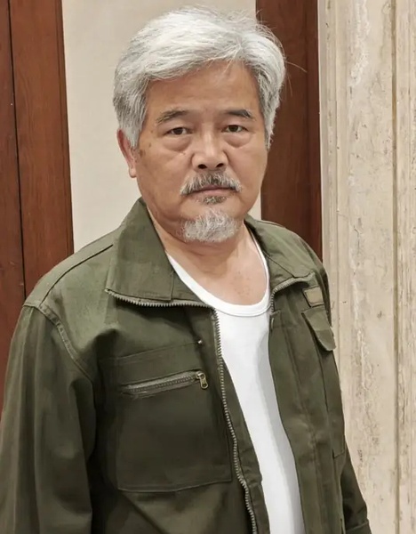 罗霆