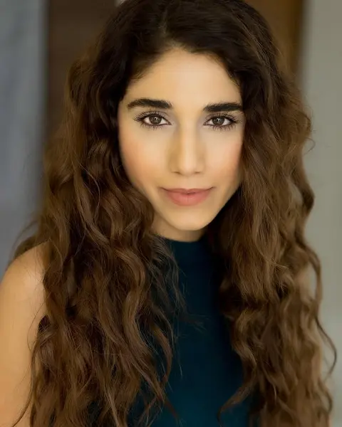 Noor Razooky