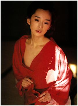 叶月里绪奈